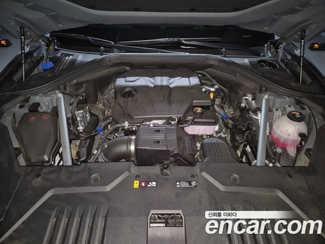Genesis GV70 2025 — ფოტო 13/20