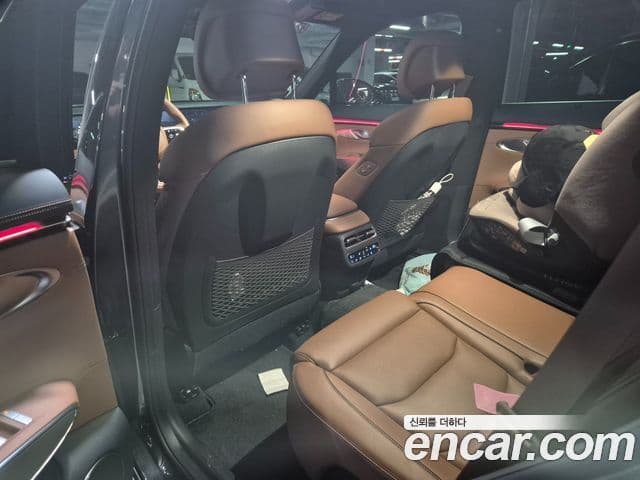 Genesis GV70 2025 — ფოტო 14/20