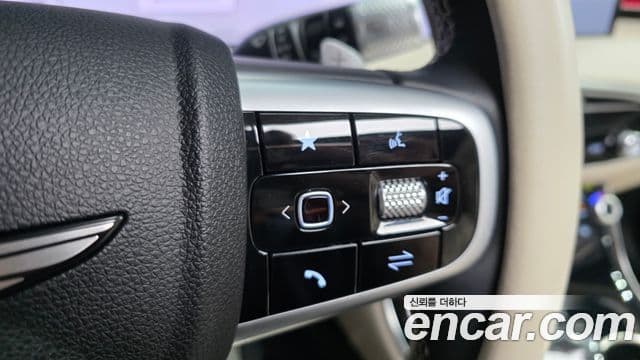 Genesis GV70 2024 — ფოტო 8/32