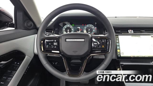 Land Rover Range Rover Evoque 2025 — Photo 3/20