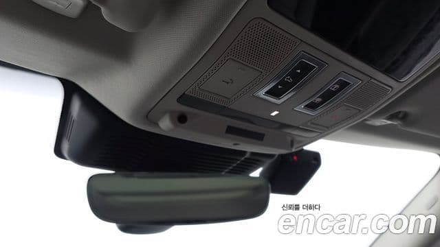 Land Rover Range Rover Evoque 2025 — Photo 7/20