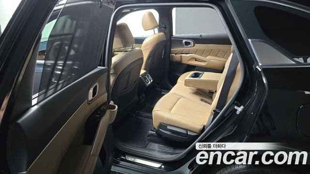 Kia Sorento 2025 — Фото 11/20