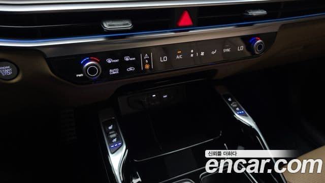 Kia Sorento 2025 — Фото 18/20