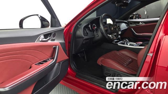 Kia Stinger 2021 — Şəkil 10/20