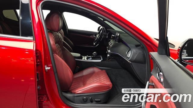 Kia Stinger 2021 — Şəkil 11/20