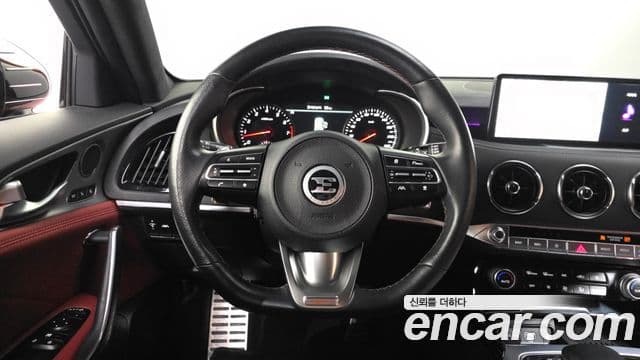 Kia Stinger 2021 — Şəkil 13/20