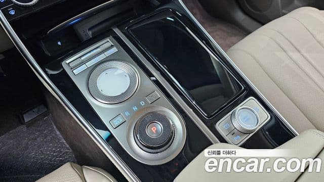 Genesis GV80 2022 — Photo 10/20