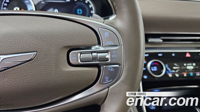 Genesis GV80 2022 — Photo 8/20