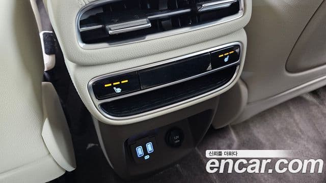 Genesis GV80 2022 — Photo 7/20