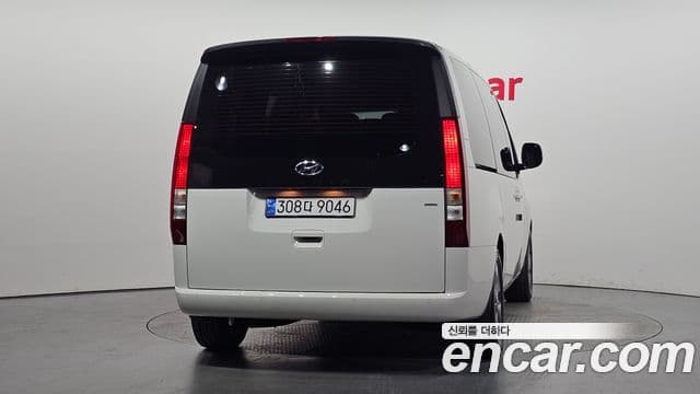 Hyundai Staria 2023 — Şəkil 4/20