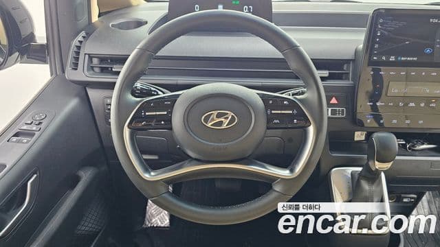Hyundai Staria 2023 — Şəkil 13/20
