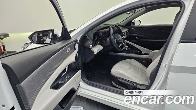 Hyundai Avante 2020 — Фото 8/20