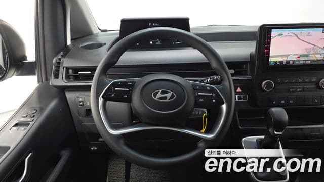 Hyundai Staria 2025 — Şəkil 13/20