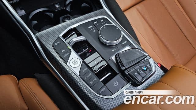 BMW 3 Series 2023 — ფოტო 9/20