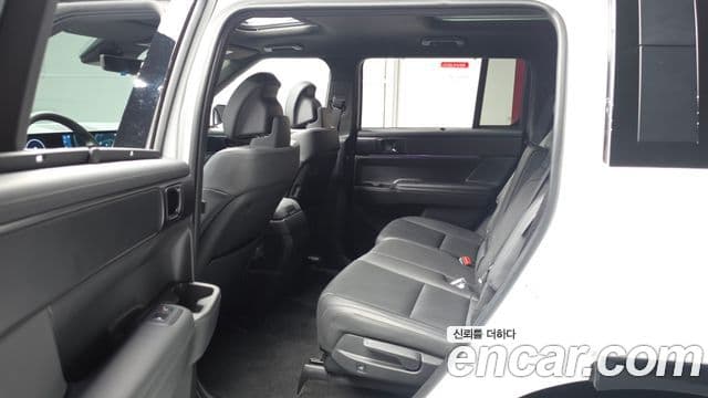 Hyundai Santa Fe 2024 — ფოტო 11/20