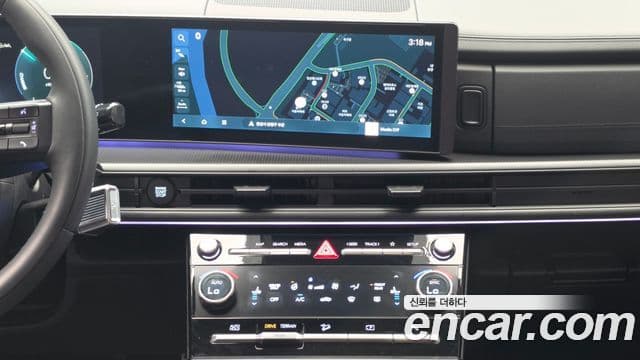 Hyundai Santa Fe 2024 — ფოტო 14/20