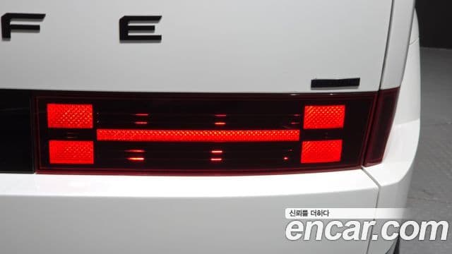 Hyundai Santa Fe 2024 — Photo 30/34