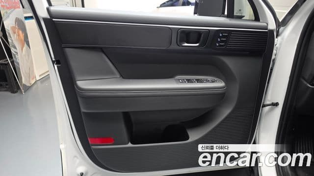 Hyundai Santa Fe 2024 — Photo 13/34
