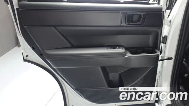 Hyundai Santa Fe 2024 — Photo 6/34