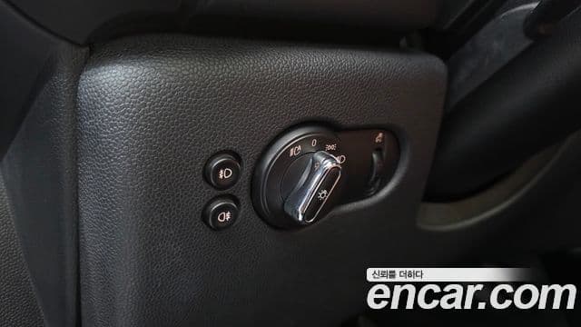 Mini Cooper S Convertible 2021 — ფოტო 16/20