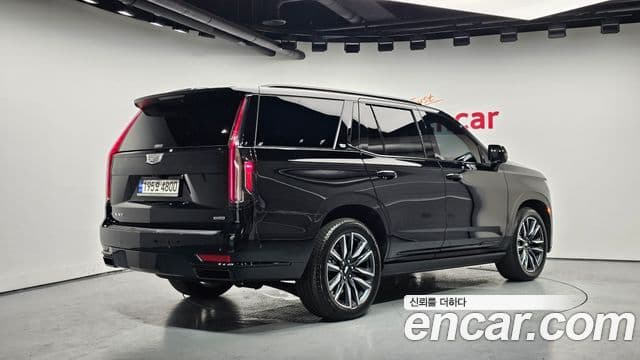 Cadillac Escalade 2023 — Şəkil 2/20