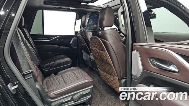 Cadillac Escalade 2023 — Şəkil 12/20