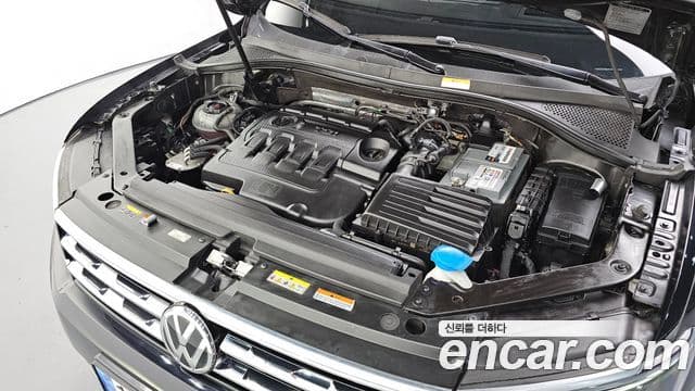 Volkswagen Tiguan Allspace 2020 — ფოტო 6/20