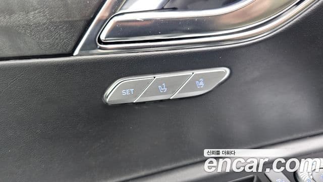 Genesis GV80 2022 — Photo 17/33