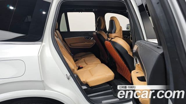 Volvo XC90 2021 — Şəkil 11/20