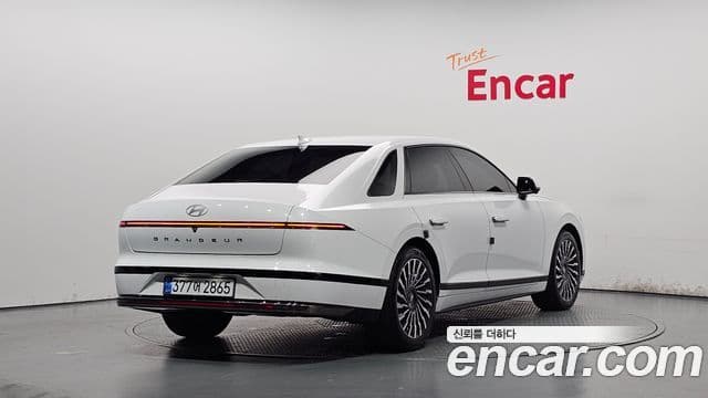 Hyundai Grandeur 2023 — Şəkil 1/20