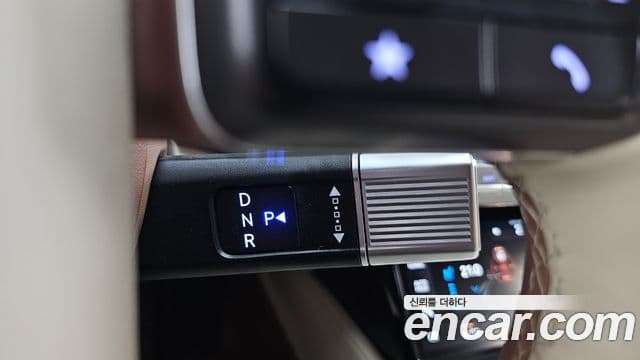 Hyundai Grandeur 2023 — ფოტო 7/20