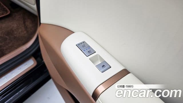 Hyundai Grandeur 2023 — Фото 19/20