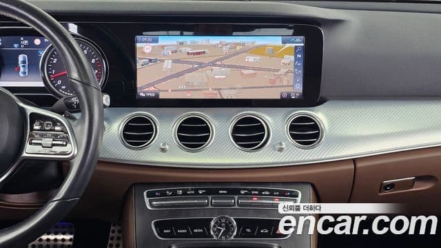 Mercedes-Benz E-Class 2020 — Şəkil 14/20