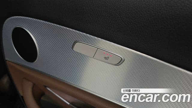 Mercedes-Benz E-Class 2020 — Şəkil 19/20