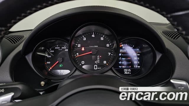 Porsche 718 Boxster 2019 — Şəkil 8/20