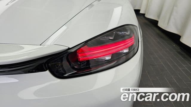 Porsche 718 Boxster 2019 — Photo 35/36