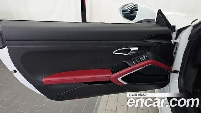Porsche 718 Boxster 2019 — Photo 10/36