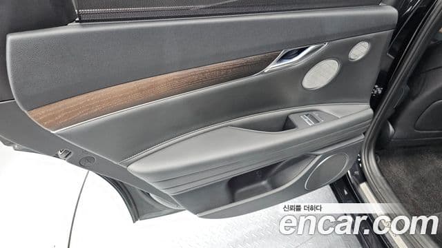 Genesis G80 2020 — ფოტო 14/30