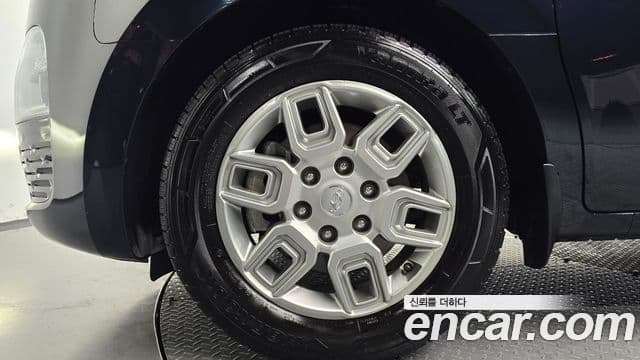 Hyundai Staria 2024 — Photo 6/32