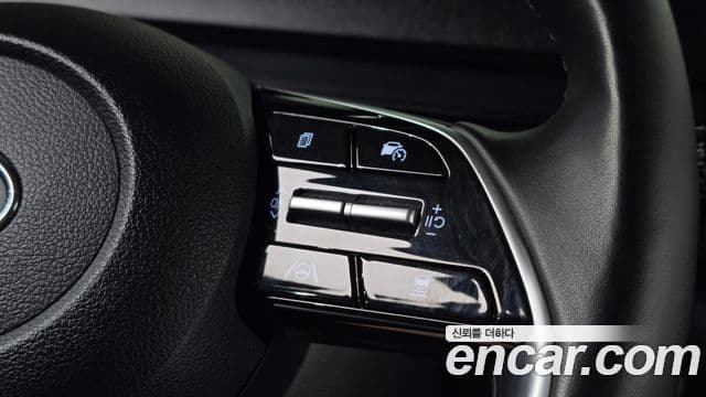 Hyundai Staria 2024 — Photo 15/32