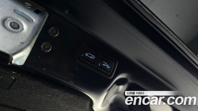 Hyundai Staria 2024 — Photo 32/32