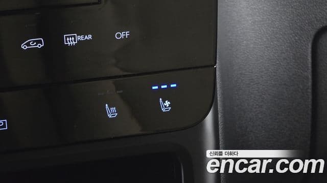 Hyundai Staria 2024 — Photo 23/32