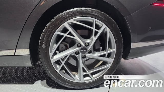 Genesis G90 2023 — Photo 33/33