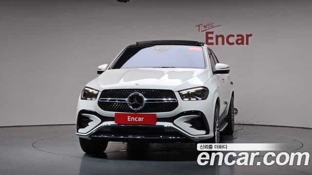 Mercedes-Benz GLE-Class 2025 — Photo 4/36