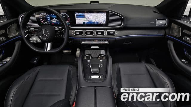 Mercedes-Benz GLE-Class 2025 — Photo 18/36