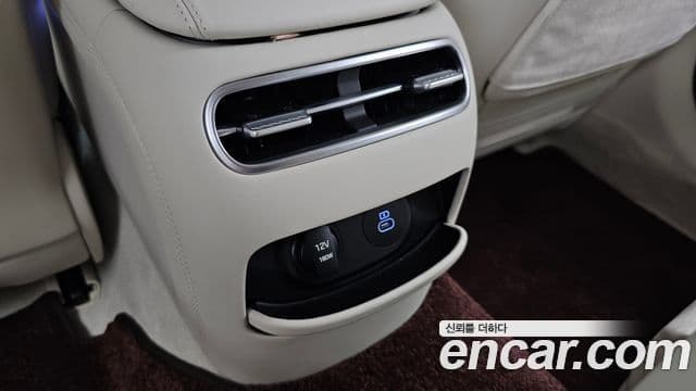 Genesis G90 2025 — Photo 4/43