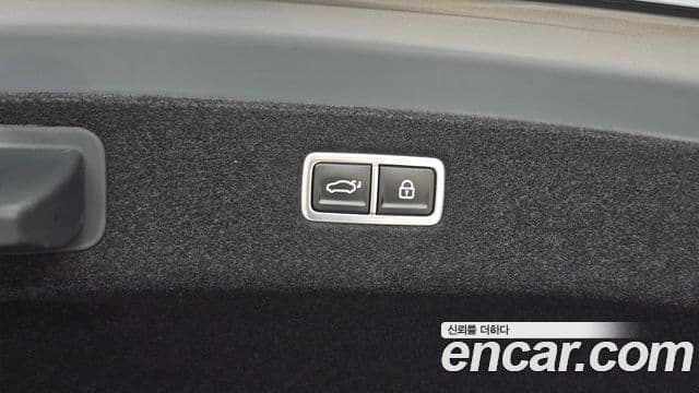 Genesis G90 2025 — Photo 11/43