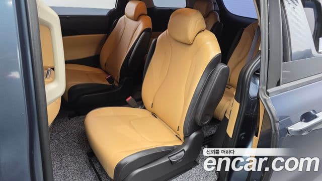 Kia Carnival 2021 — Şəkil 11/20