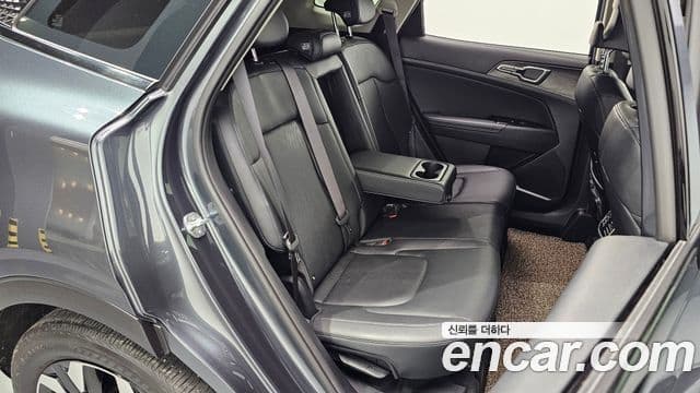 Kia Sportage 2022 — Şəkil 11/20