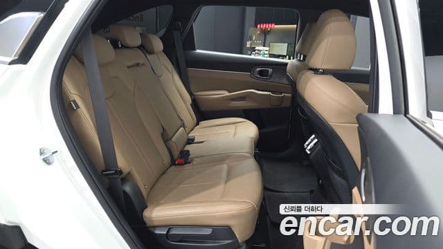 Kia Sorento 2024 — ფოტო 12/20